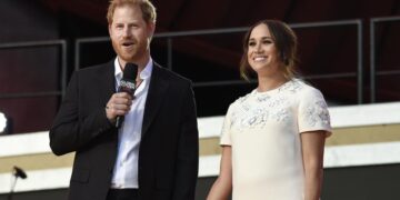 Jennifer Hudson wins top honor at 53rd NAACP Image Awards